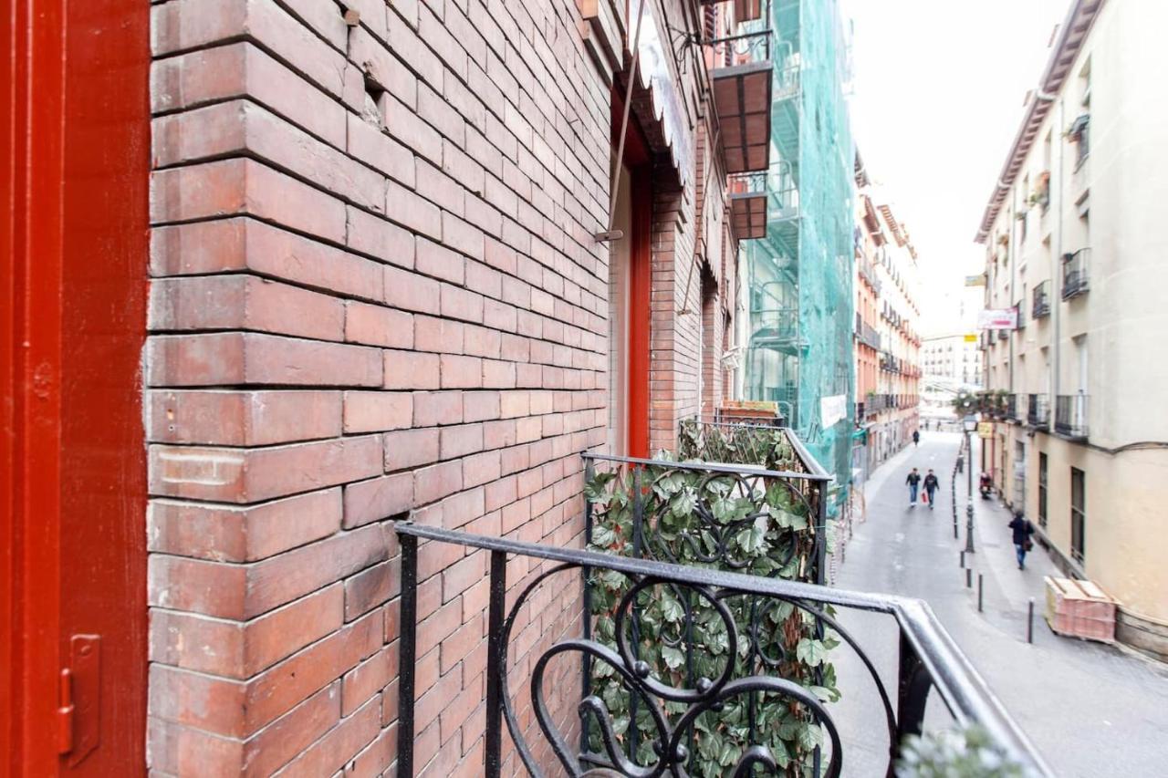 La Casa De La Luna Madrid Bagian luar foto