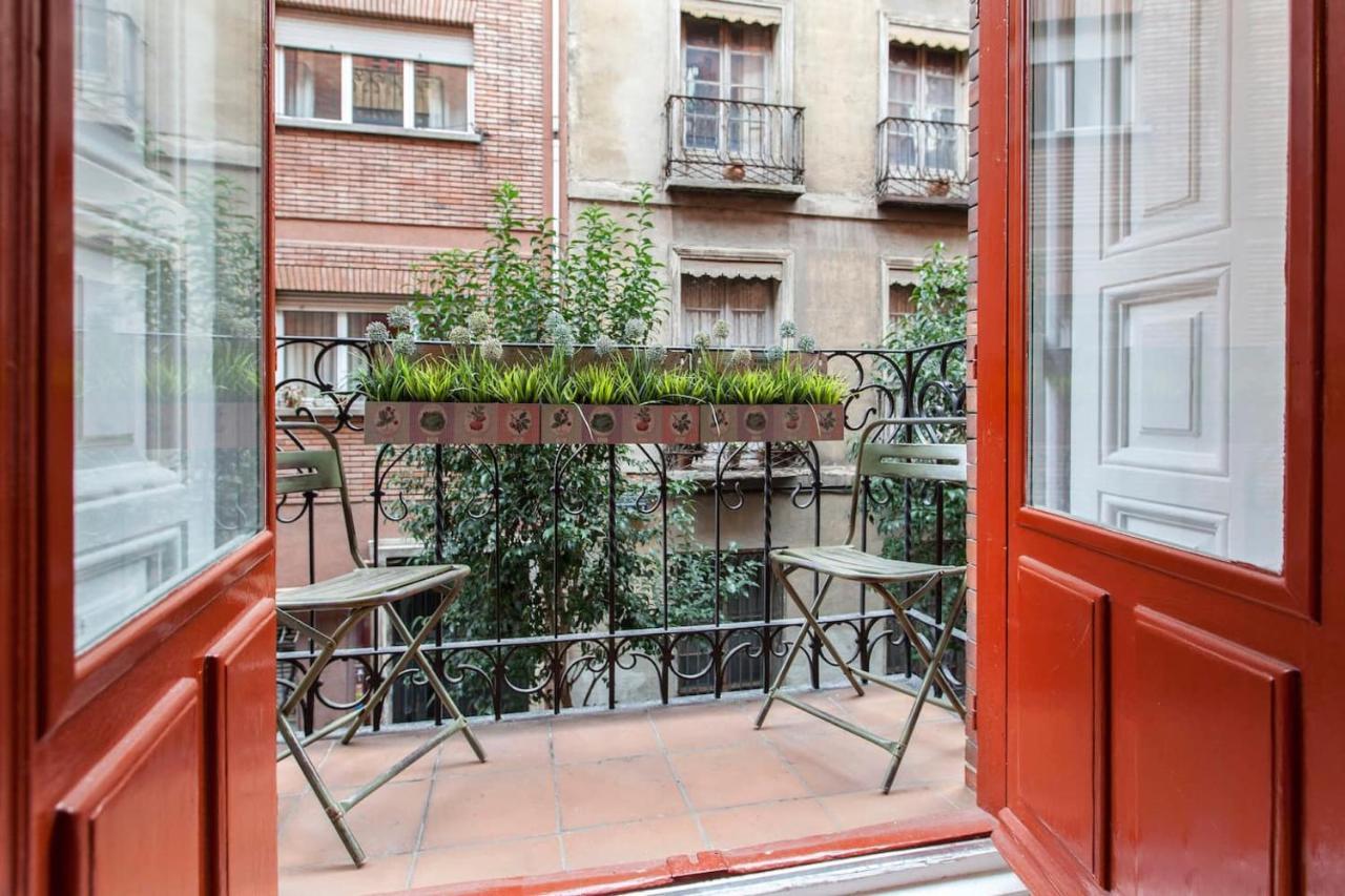 La Casa De La Luna Madrid Bagian luar foto